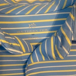 Southern tide medium polo.